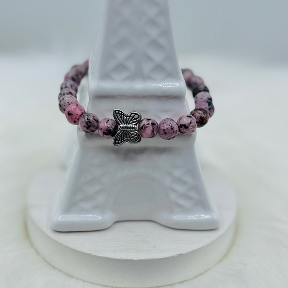 Butterfly Natural Stone Beaded Bracelet - Picture 3 of 7